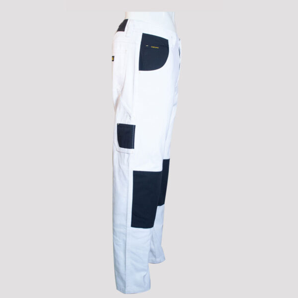 M 03 - Image 2
